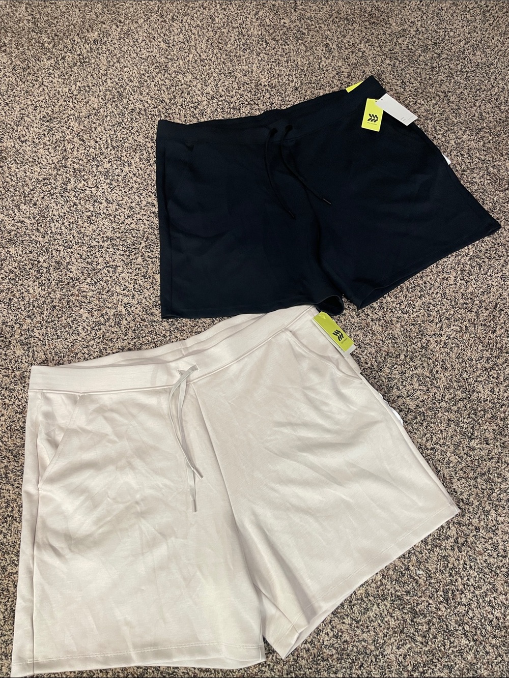 All In Motion Men’s Active Sleek Spacer Shorts Black/Stone XXL NWT